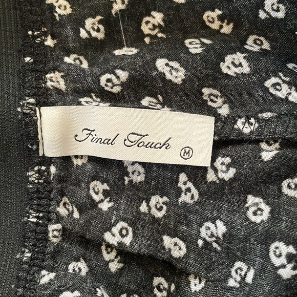 Final Touch Women Short Size Medium - Picture 3 of 3